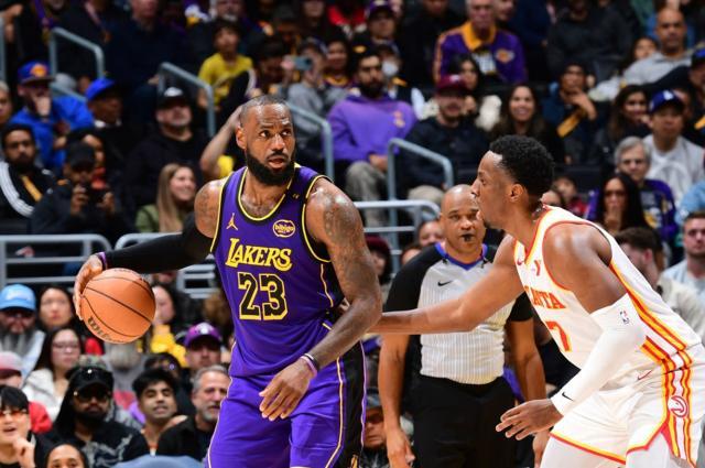 bob半岛体育平台-30+超乔丹升历史第一！四旬詹皇仍有少年狂：还有油